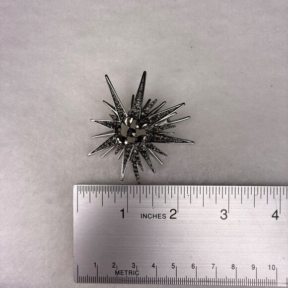 Anne Klein Womens Silver-Tone Starburst Rhinestone Brooch Pin Sparkling Design - Picture 5 of 5